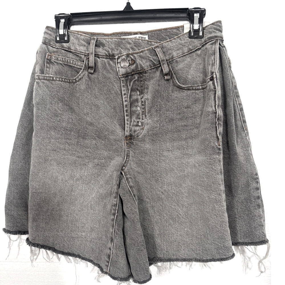 We The Free Shorts Women 26 Grey Boomerang High Rise Long Crossover Waist Denim - Picture 2 of 12